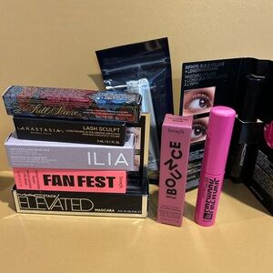 Mascara Mini's